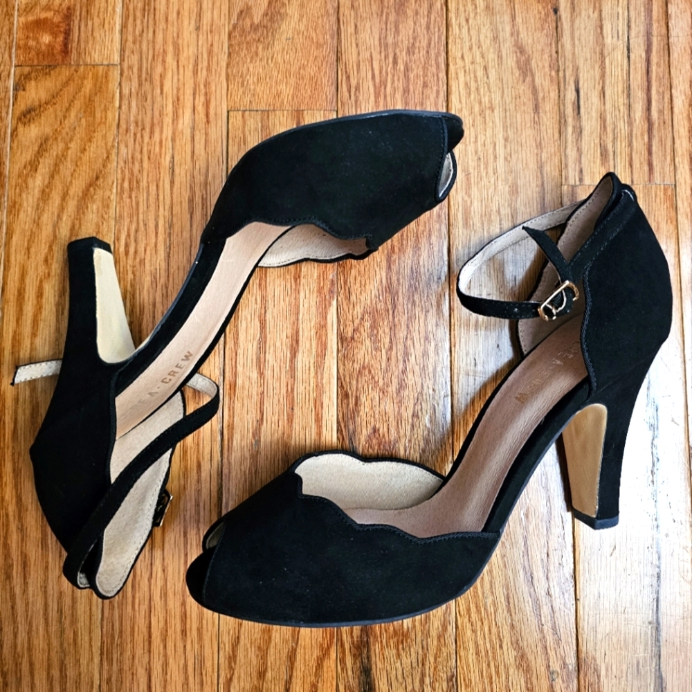 Brand new in box Chelsea Crew Leaf Black Suede Micro Heels size 39 /8